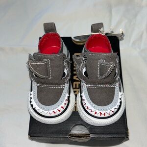 Converse CT Creatures Ox Shark Shoes for Infant size 2 NWT